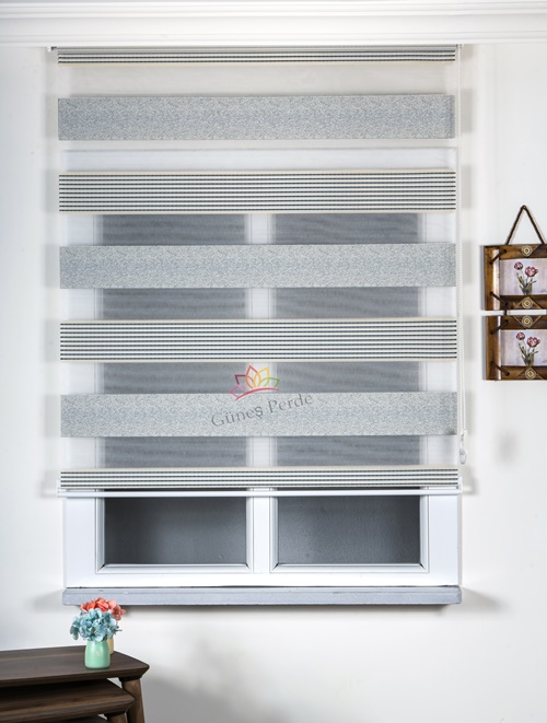 AÇIK MAVİ ÇİZGİLİ ZEBRA PERDE
