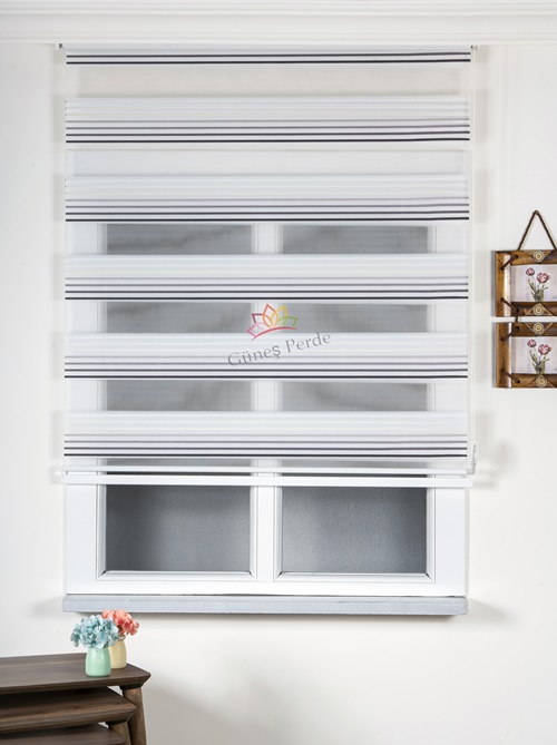 MOR ÇİZGİ GEÇİŞLİ ZEBRA PERDE