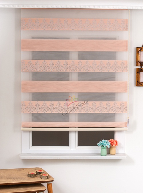 PEMBE DESENLİ PERDE
